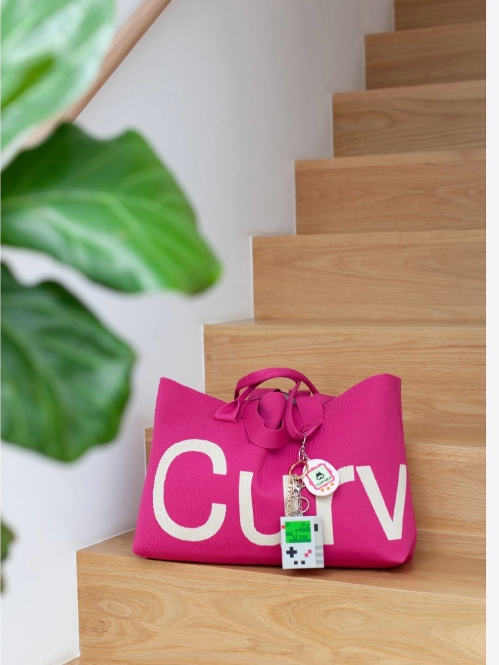 Curves By Sean Brown Tote Bag in Raspberry